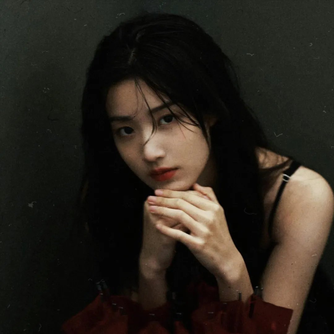 玉女桃花半夜开 海报