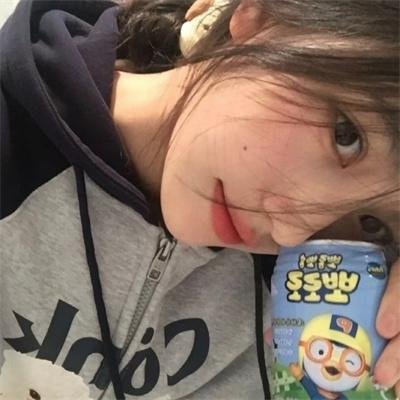玫瑰皇后 海报